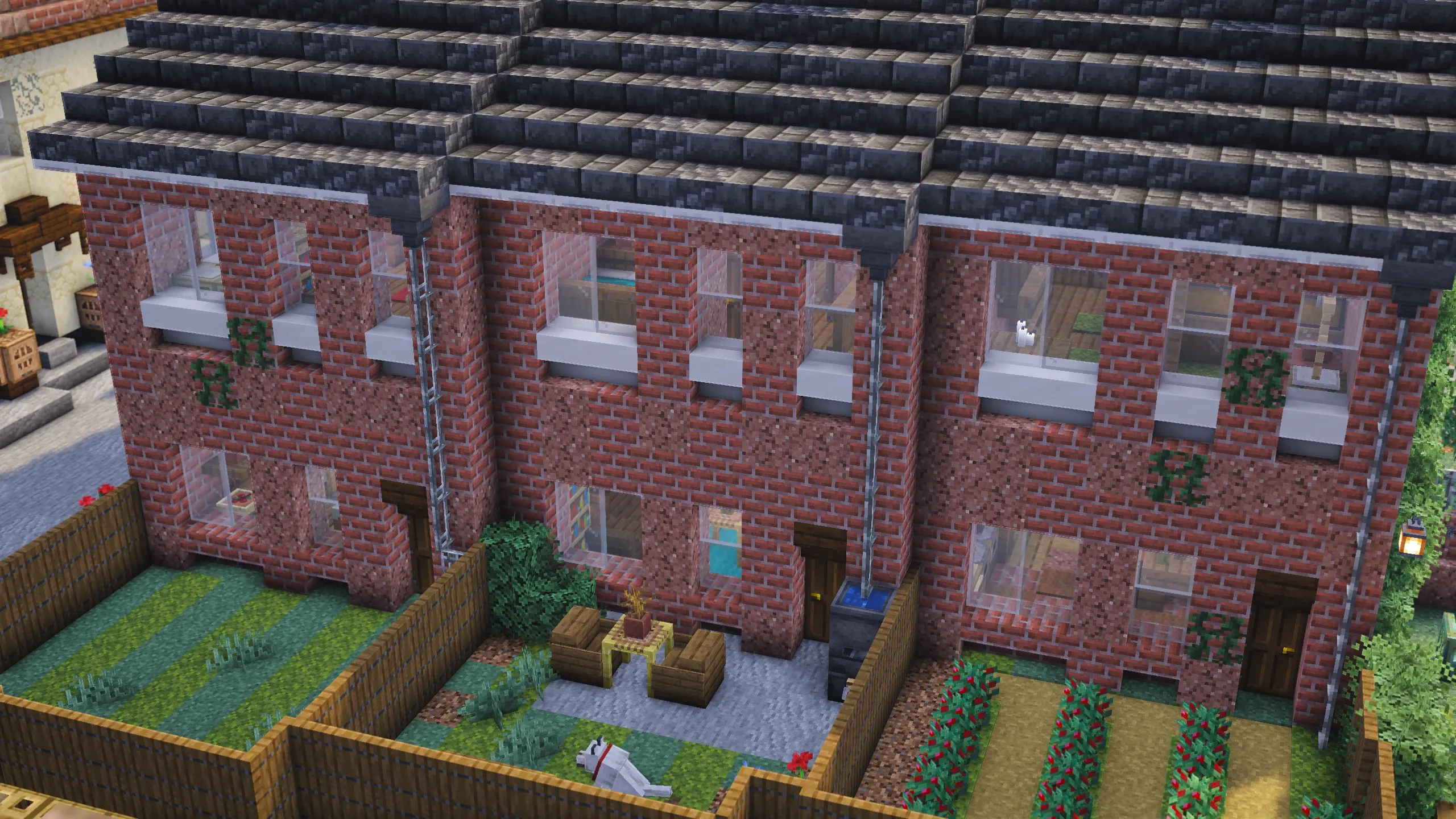 British Victorian Terrace, a Minecraft house, in-game photo 4