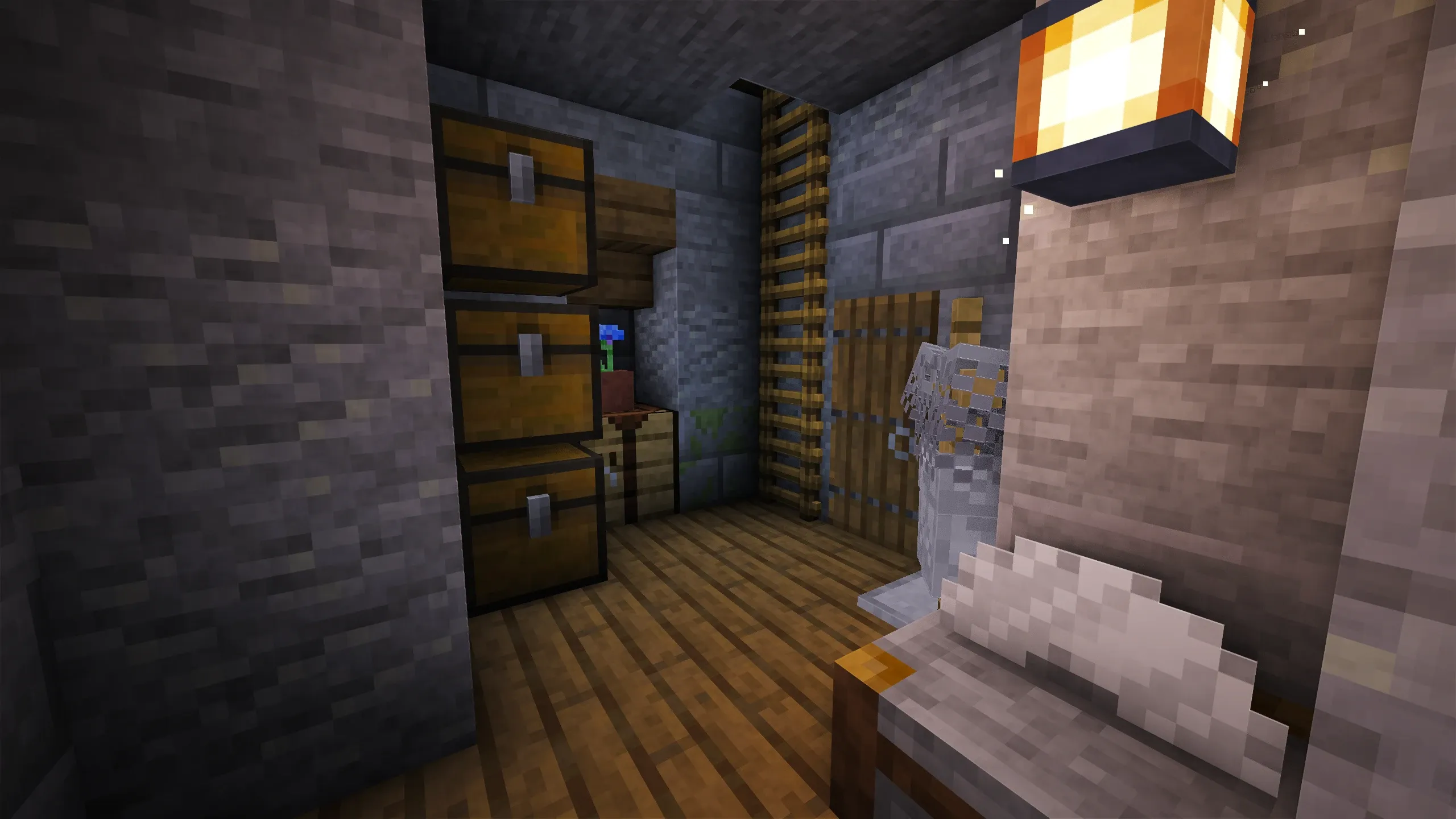 Small Starter Castle, a Minecraft starter castle, in-game photo 4